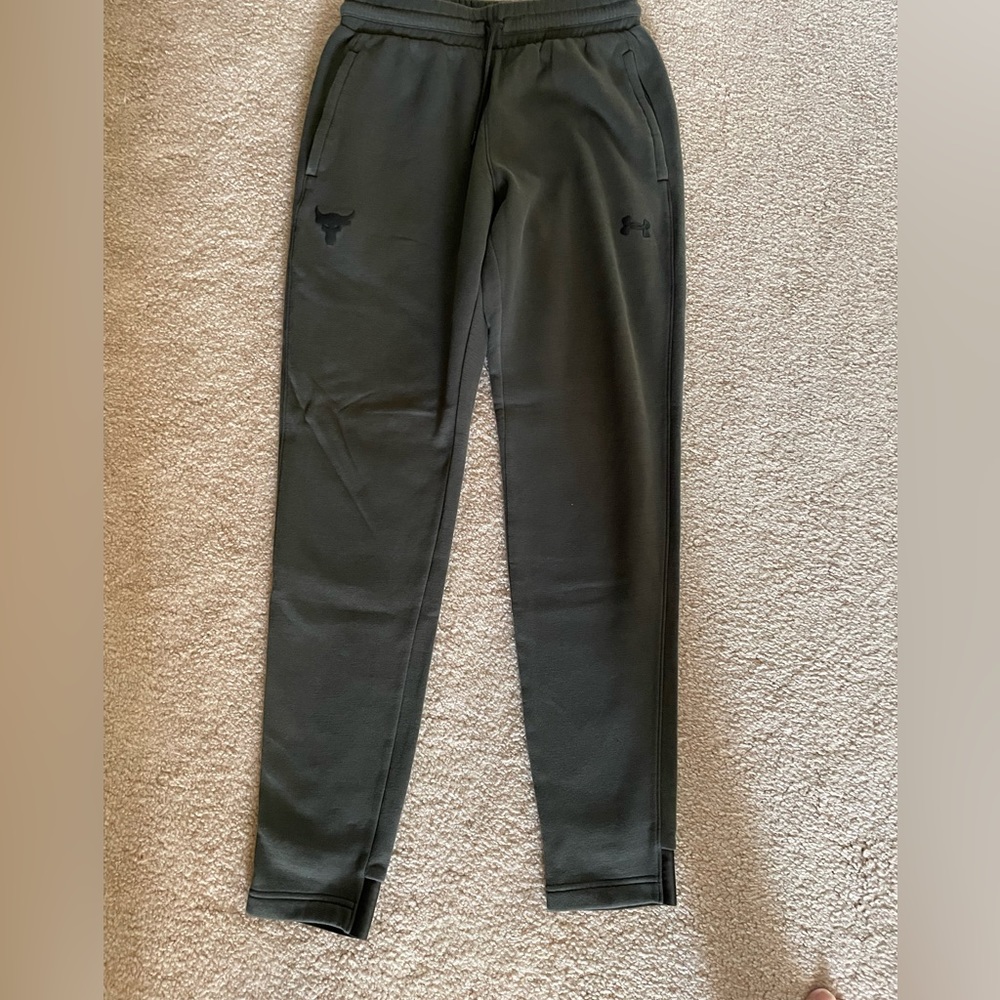 Champion dark Olive fleece Joggers, Size Medium
